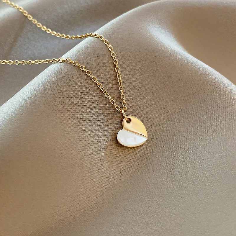 MEYRROYU Classic Gold Color Stainless Steel Necklace For Women Jewelry Imitated Pearl Beads Heart Pendant Necklace Birthday Gift