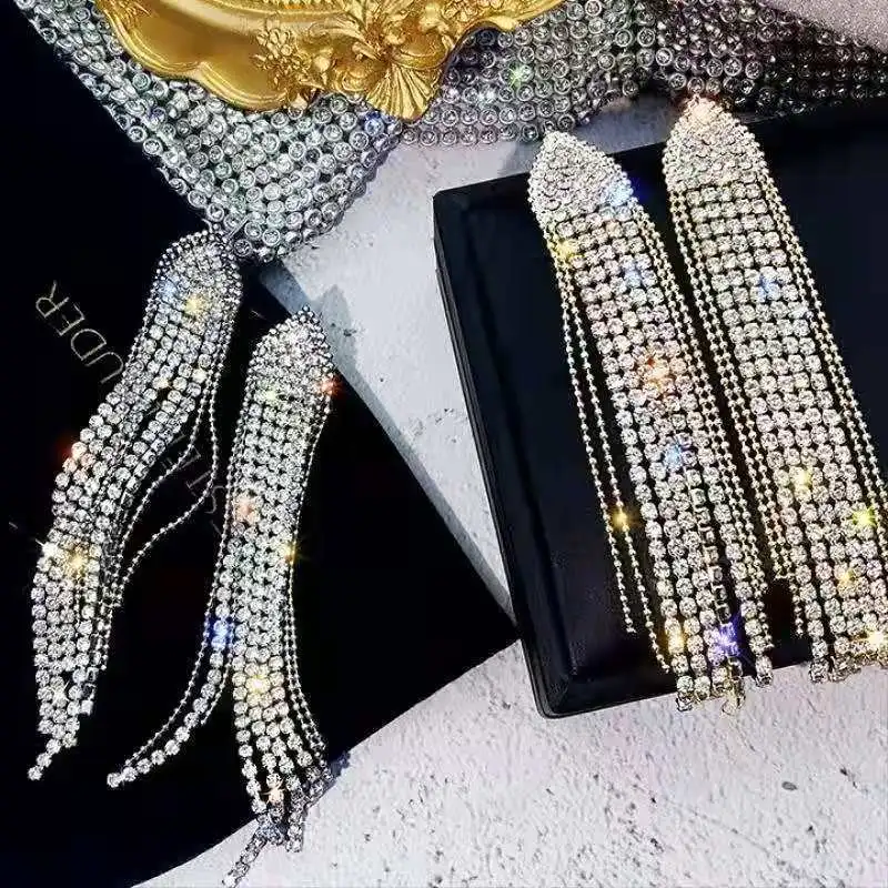 2023 New Fashion Trend Unique Design Elegant Delicate Light Luxury Pearl Leaf Tassel Earrings Women Jewelry Party Premium Gifts