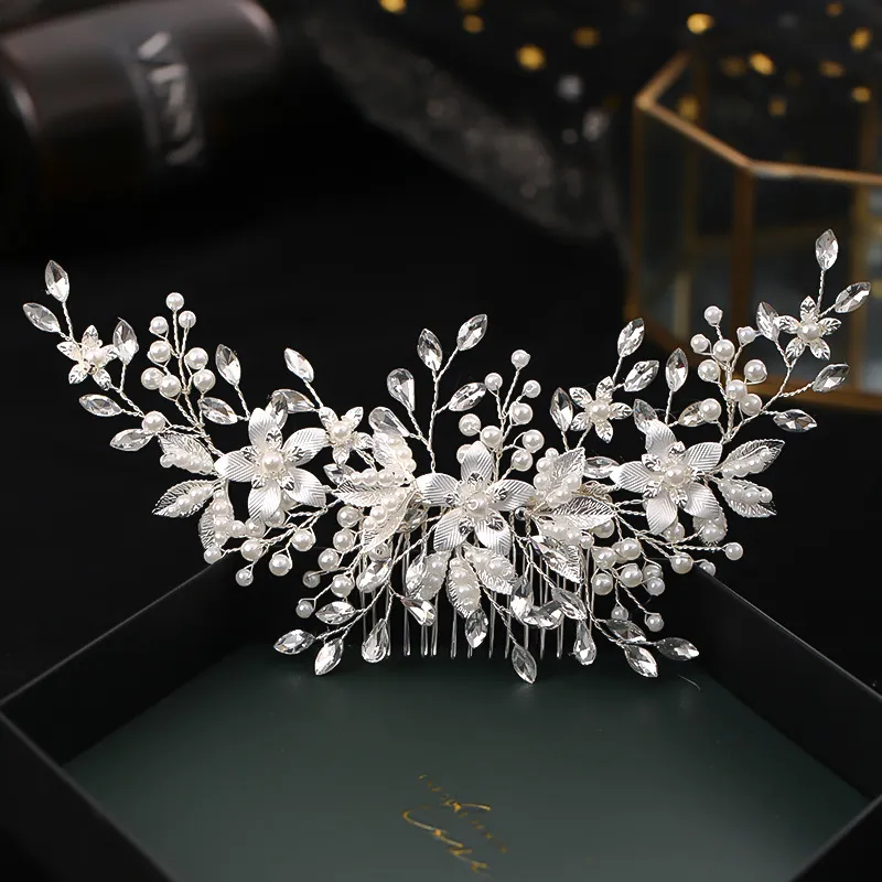 Silver Color Flower Hair Comb Clip Girls Handmade Alloy Pearl Hairpin Bridal Tiaras Wedding Hair Accessory Crystal Hair Jewelry