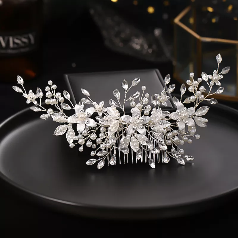 Silver Color Flower Hair Comb Clip Girls Handmade Alloy Pearl Hairpin Bridal Tiaras Wedding Hair Accessory Crystal Hair Jewelry