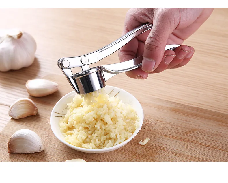 Imitating Stainless Steel Multifunction Garlic Press Crusher Kitchen Cooking Ginger Squeezer Masher Handheld Ginger Mincer Tools