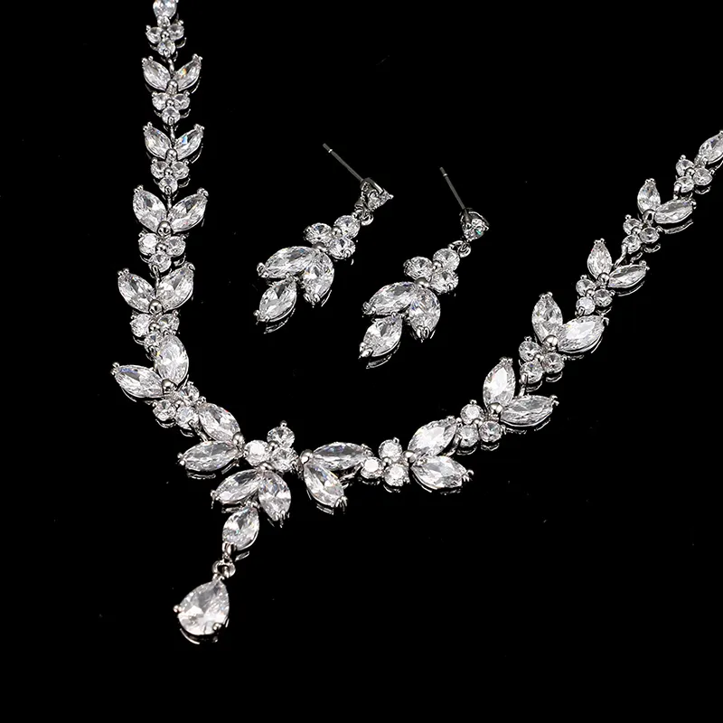 Uilz Exquisite Leaf Dangle Earring Jewelry Set for Women Wedding Accessories Zircon Drop Earrings Necklace Sets Bride Gift